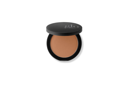 Glo Skin Beauty Pressed Base in de tint Tawny Medium