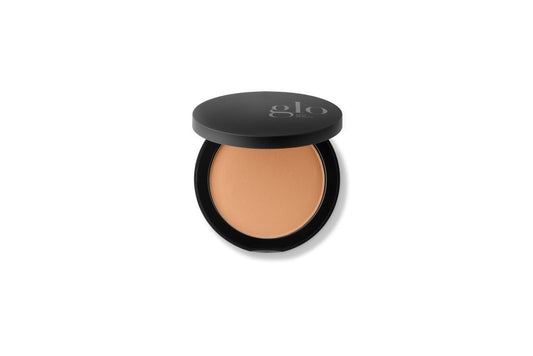 Glo Skin Beauty Pressed Base in de tint Tawny Fair