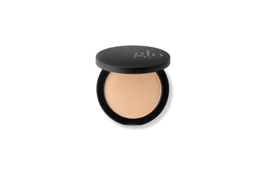 Glo Skin Beauty Pressed Base in de tint Honey Fair
