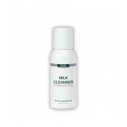 DMK Milk Cleanser Trial 60 ml op witte achtergrond